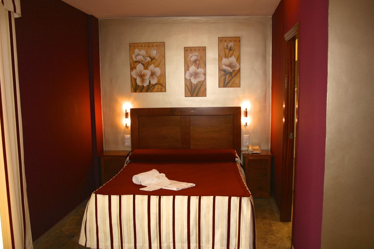 Apartamentos La Fuente Córdoba Cameră foto